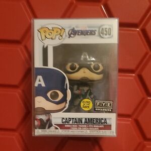 Marvel Avengers Captain America #450 Glow In The Dark Fye Exclusive Funko Pop